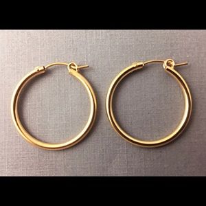 Gold Hoop Earrings, 14k gold filled, 15mm